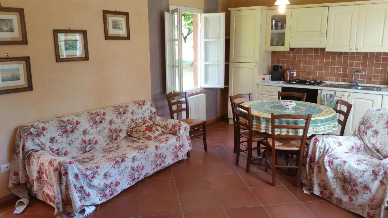 Il Fienile Del Colle Villa Pescia Eksteriør billede