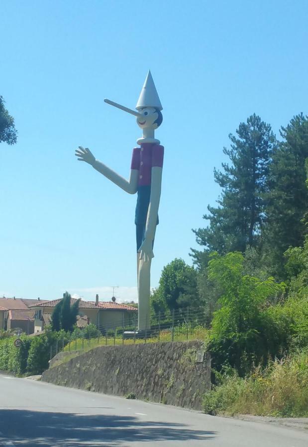 Il Fienile Del Colle Villa Pescia Eksteriør billede